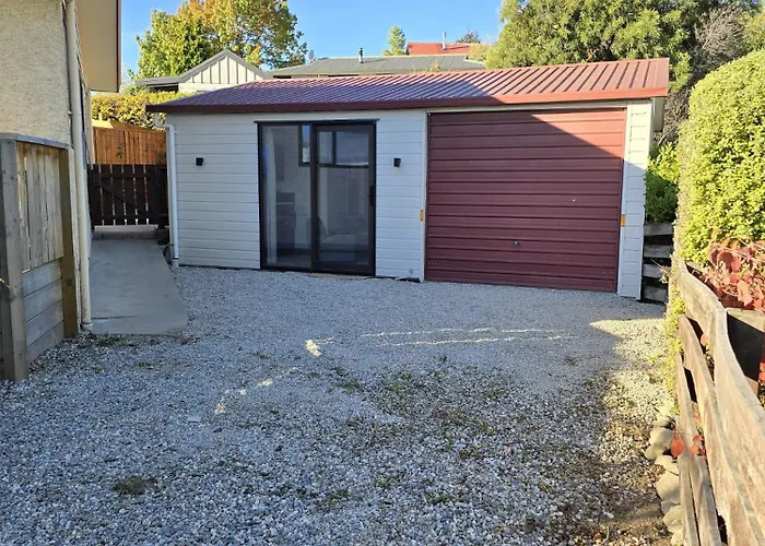 The Old Tin Shed * Wanaka